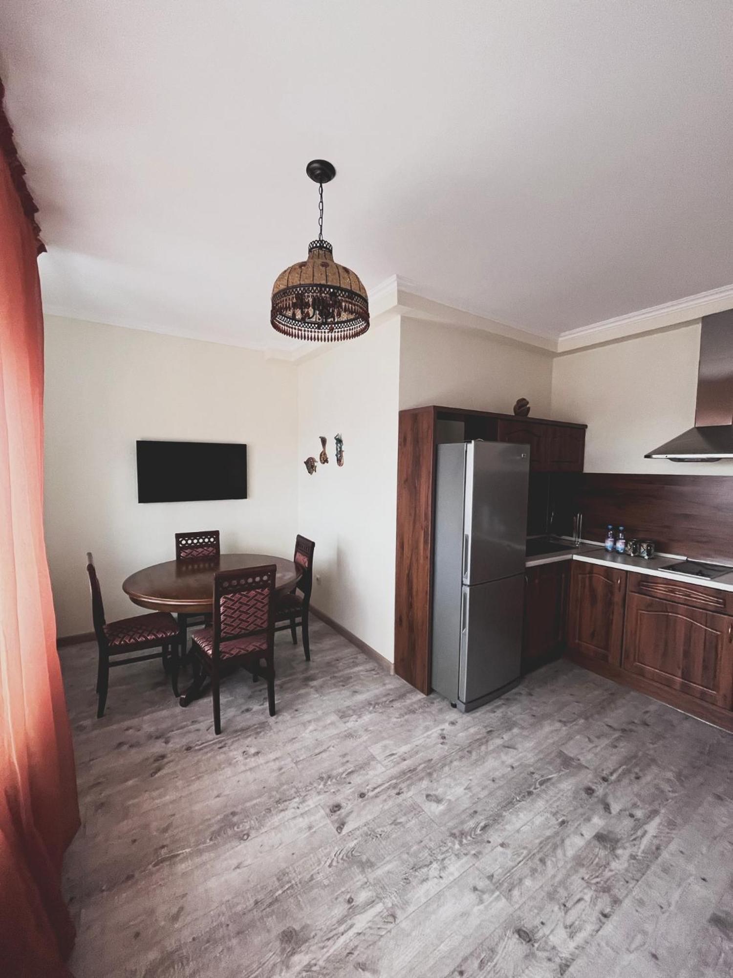 Vip House Hotel Astana Exterior foto