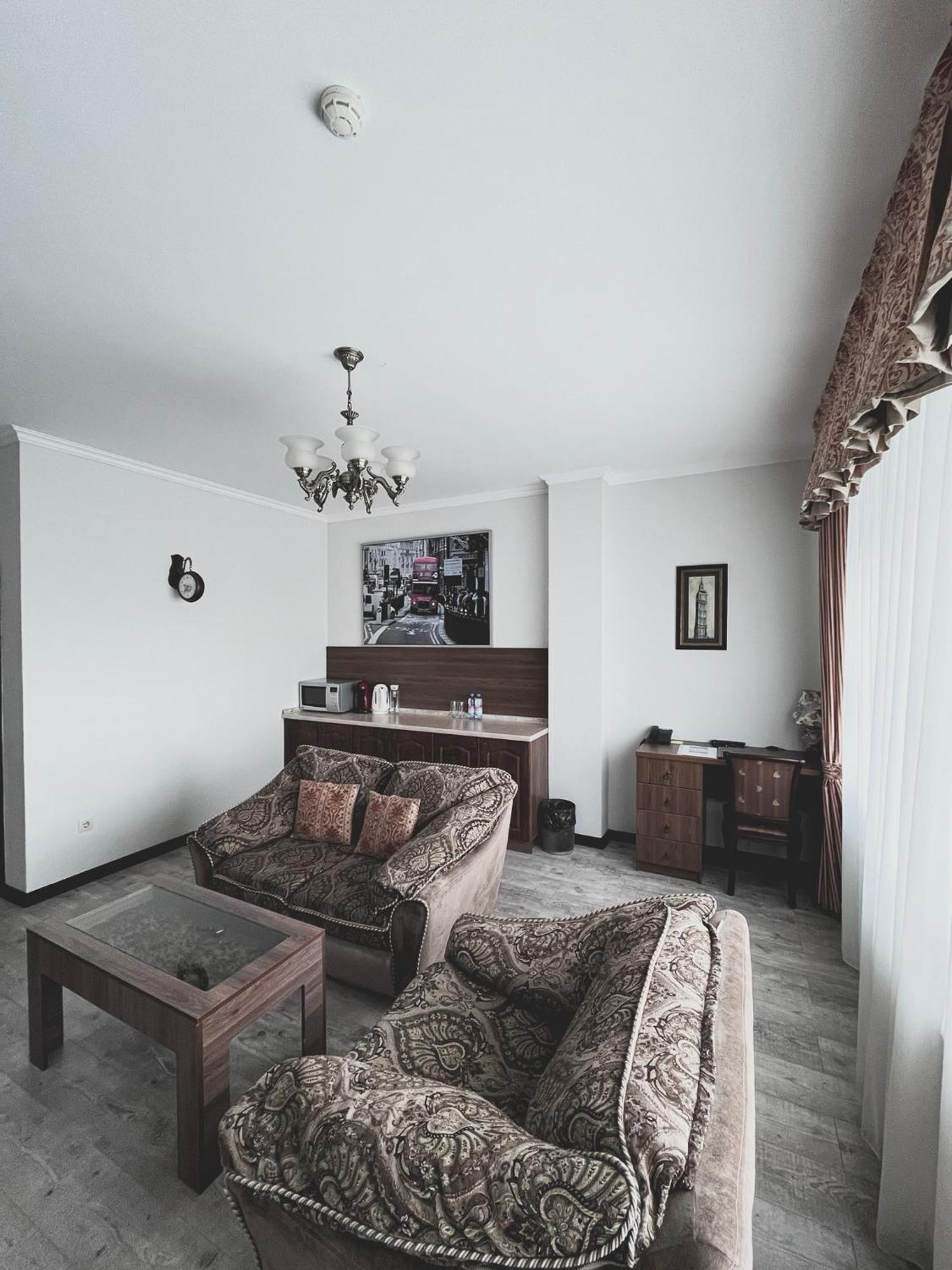 Vip House Hotel Astana Exterior foto