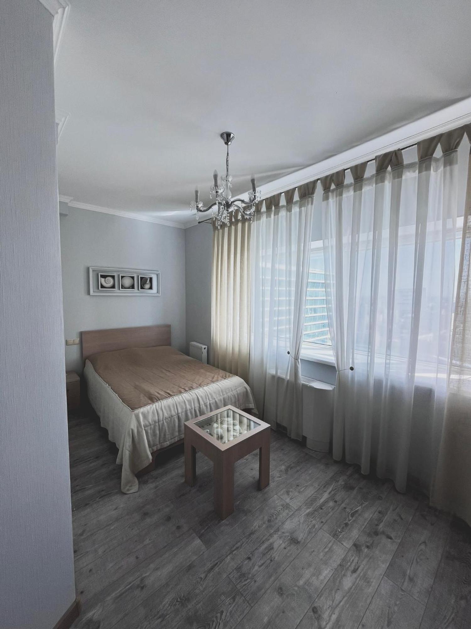 Vip House Hotel Astana Exterior foto